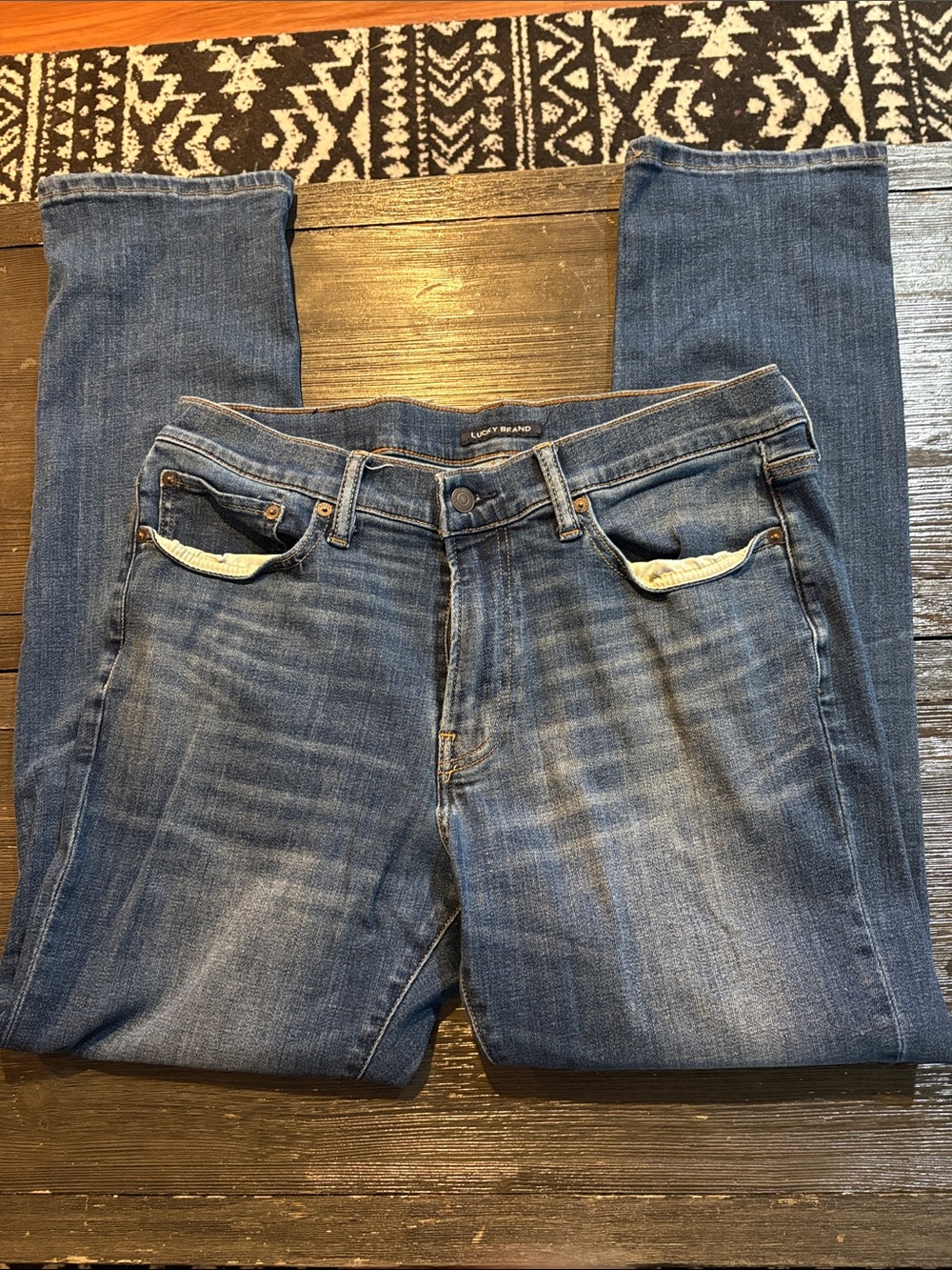 Lucky Brand Men's Medium Blue Straight Jeans